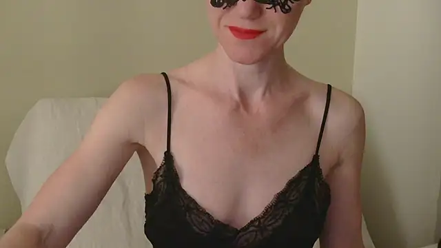 Snapshot of AuroraAG chatting on July 16, 12:02 pm AuroraAG online show from July 16, 12:02 pm