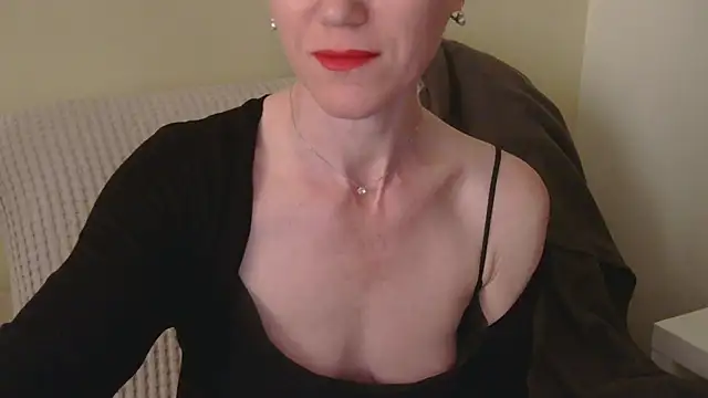 AuroraAG online show from April 22, 9:49 am