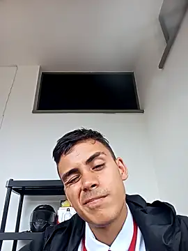 totoro 239 online show from March 21, 7:18 pm