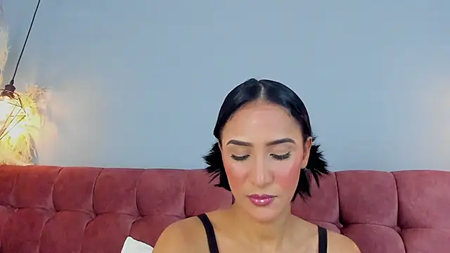 Samantha luv  online show from January 7, 3:00 am