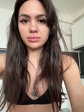 Snapshot of SiennaLuxexx chatting on February 14, 12:38 pm SiennaLuxexx online show from February 14, 12:38 pm