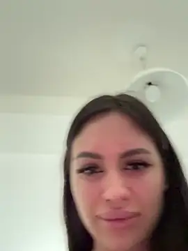 Snapshot of SiennaLuxexx chatting on February 17, 11:51 am SiennaLuxexx online show from February 17, 11:51 am