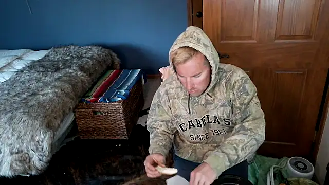 SpunRedneck online show from April 1, 11:34 pm