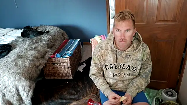 SpunRedneck online show from April 2, 5:30 pm