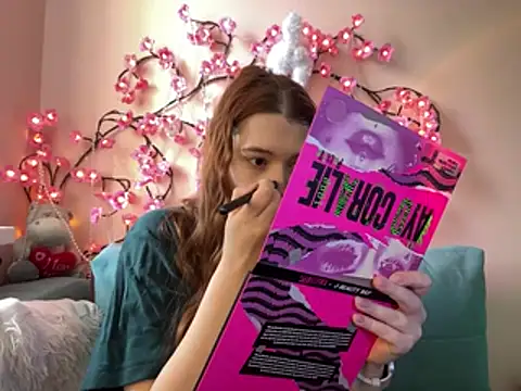 Ungoliant Kiss online show from March 10, 8:18 am