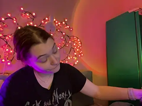 Ungoliant Kiss online show from March 1, 5:35 pm