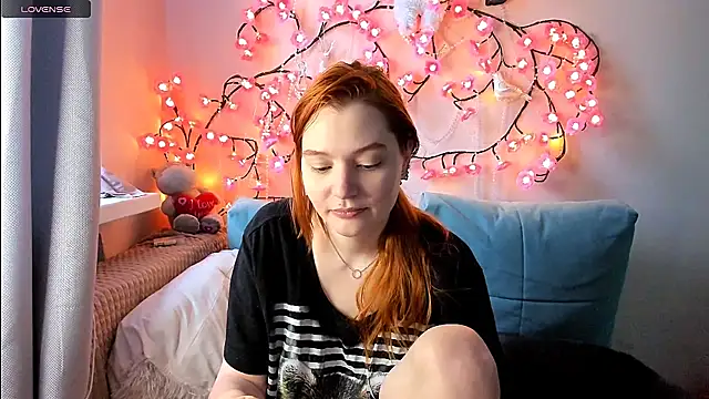 Ungoliant Kiss online show from June 25, 6:13 pm
