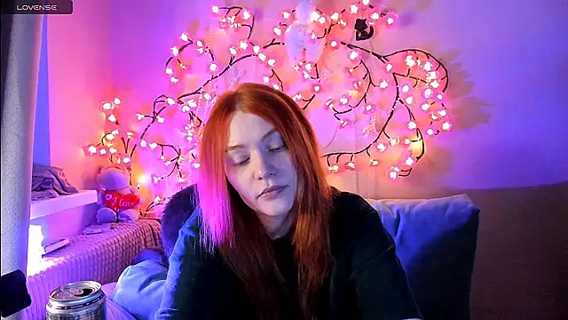 Ungoliant Kiss online show from May 31, 7:36 pm