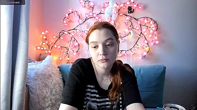 Ungoliant Kiss online show from June 22, 7:22 pm
