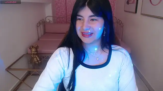 Nina harpper  online show from December 19, 1:46 pm