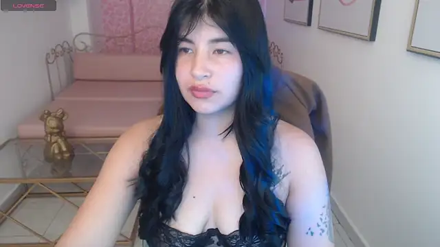 Snapshot of Nina_harpper_ chatting on February 11, 1:00 pm Nina harpper online show from February 11, 1:00 pm