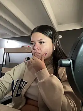 Camila Duarte2 online show from February 6, 1:29 pm