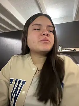 Camila Duarte2 online show from December 15, 1:17 pm