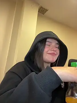 Camila Duarte2 online show from April 16, 9:50 pm