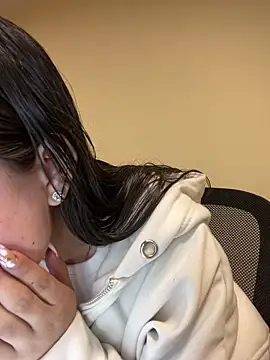 Camila Duarte2 online show from March 18, 1:46 pm