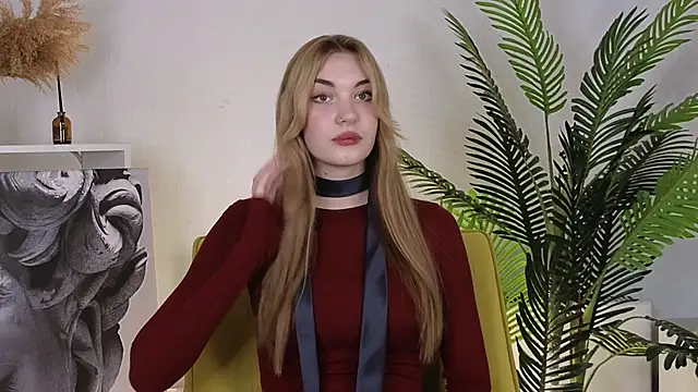 KarmaDowless online show from December 2, 4:09 pm