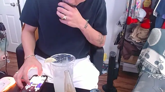 Longdforya online show from April 23, 7:37 pm