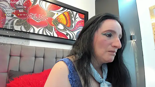 Andre cloefoxx  online show from April 4, 1:06 pm