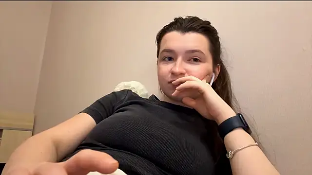 EllieBerrie online show from January 7, 8:14 pm