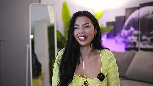 Ivy Trix online show from March 29, 6:20 pm