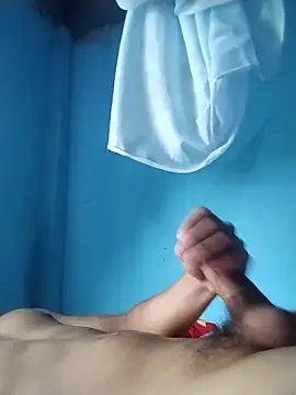 Manuelp0203 online show from March 29, 7:37 pm