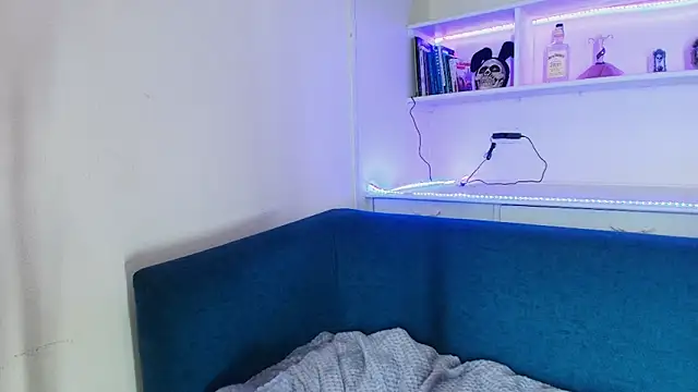 Saelivrae online show from December 22, 7:47 pm