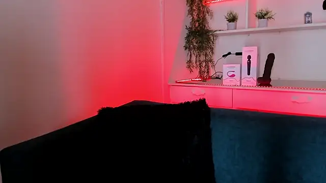 Saelivrae online show from February 8, 6:49 pm