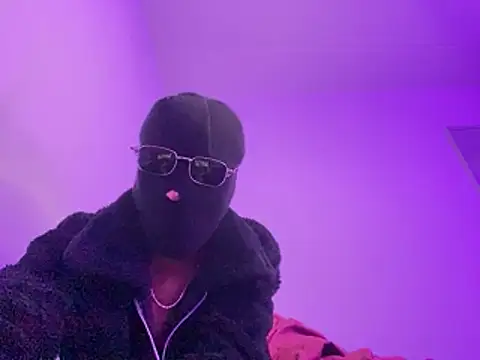 DanteBlack7 online show from December 17, 6:40 am