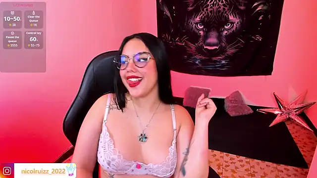 Snapshot of Nicolle_Ruizz chatting on June 17, 10:14 am Nicolle Ruizz online show from June 17, 10:14 am