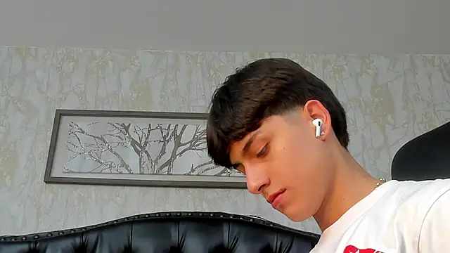 Lander Cruz online show from March 20, 8:54 pm