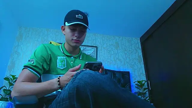 Lander Cruz online show from March 4, 5:42 pm