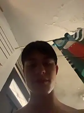 Lander Cruz online show from December 17, 7:08 pm