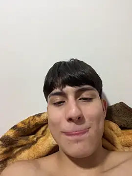 Lander Cruz online show from April 4, 5:19 pm