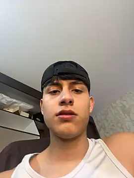 Lander Cruz online show from April 14, 8:25 pm