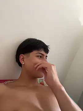 Snapshot of Lander_Cruz chatting on July 18, 4:15 pm Lander Cruz online show from July 18, 4:15 pm