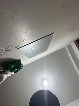 Lander Cruz online show from February 28, 2:28 pm