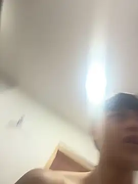 Snapshot of Lander_Cruz chatting on May 30, 1:17 pm Lander Cruz online show from May 30, 1:17 pm