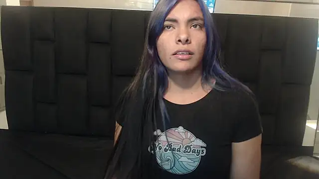 Snapshot of hanna13_ chatting on December 3, 10:09 pm hanna13 online show from December 3, 10:09 pm