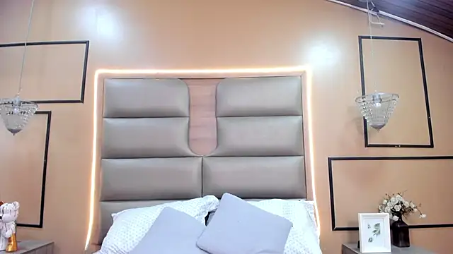 MIAROGGERSS online show from June 3, 4:13 am