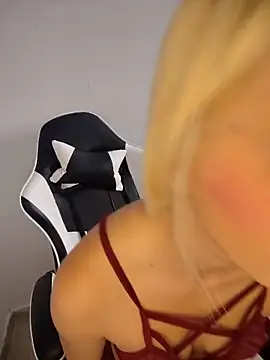 KasumiSophia online show from March 28, 1:01 pm