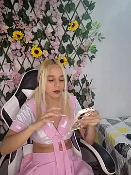 KasumiSophia online show from April 11, 12:09 pm