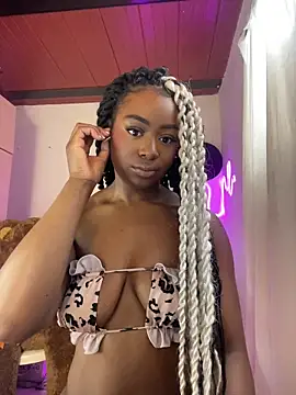 Cynthia es online show from June 12, 1:53 pm