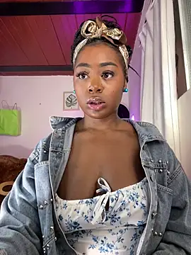 Cynthia es online show from March 29, 11:39 pm