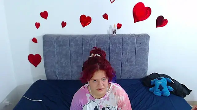 hottie couplee online show from June 11, 11:46 pm