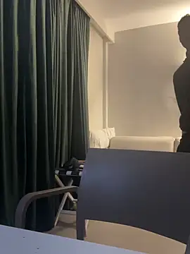 andresbale online show from March 31, 8:11 pm