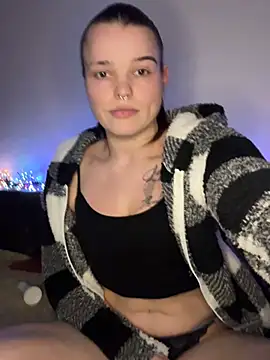 LoreenKinky online show from February 12, 7:02 pm