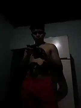 youngboypiss online show from December 20, 7:22 am