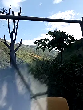 Snapshot of Maiphu34 chatting on May 25, 10:25 am Maiphu34 online show from May 25, 10:25 am