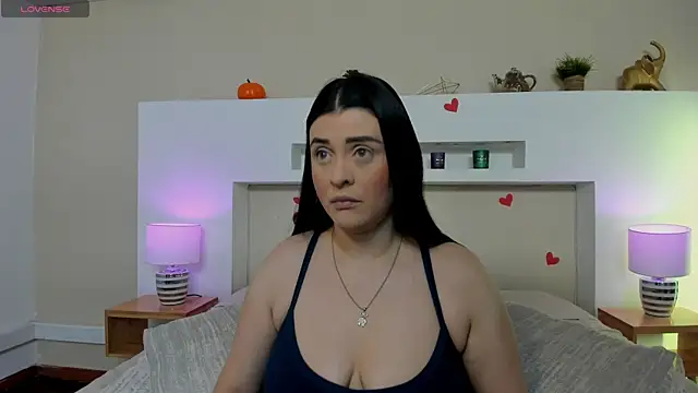 AnikaRomanoff  online show from May 12, 11:38 am