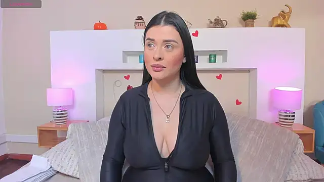 AnikaRomanoff  online show from April 16, 11:33 am